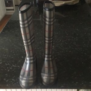 Burberry rain boots